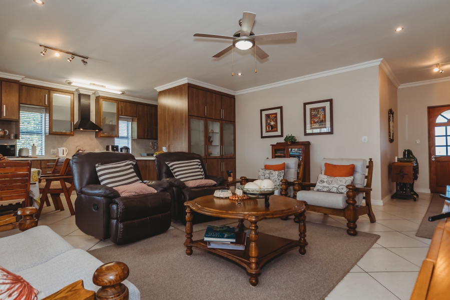 3 Bedroom Property for Sale in Kraaibosch Country Estate Western Cape